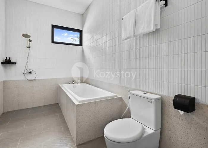 Fraja By Kozystay - Villa Jimbaran (Bali)